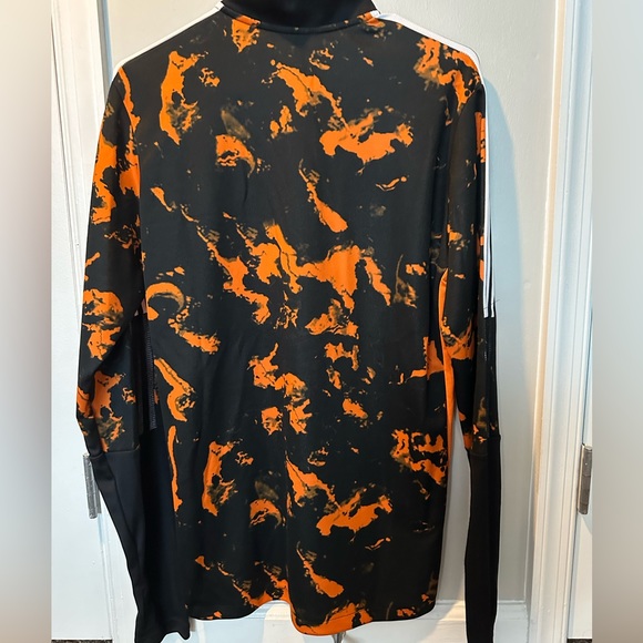 Juventus 2020/2021 Track Pullover - Picture 2 of 3